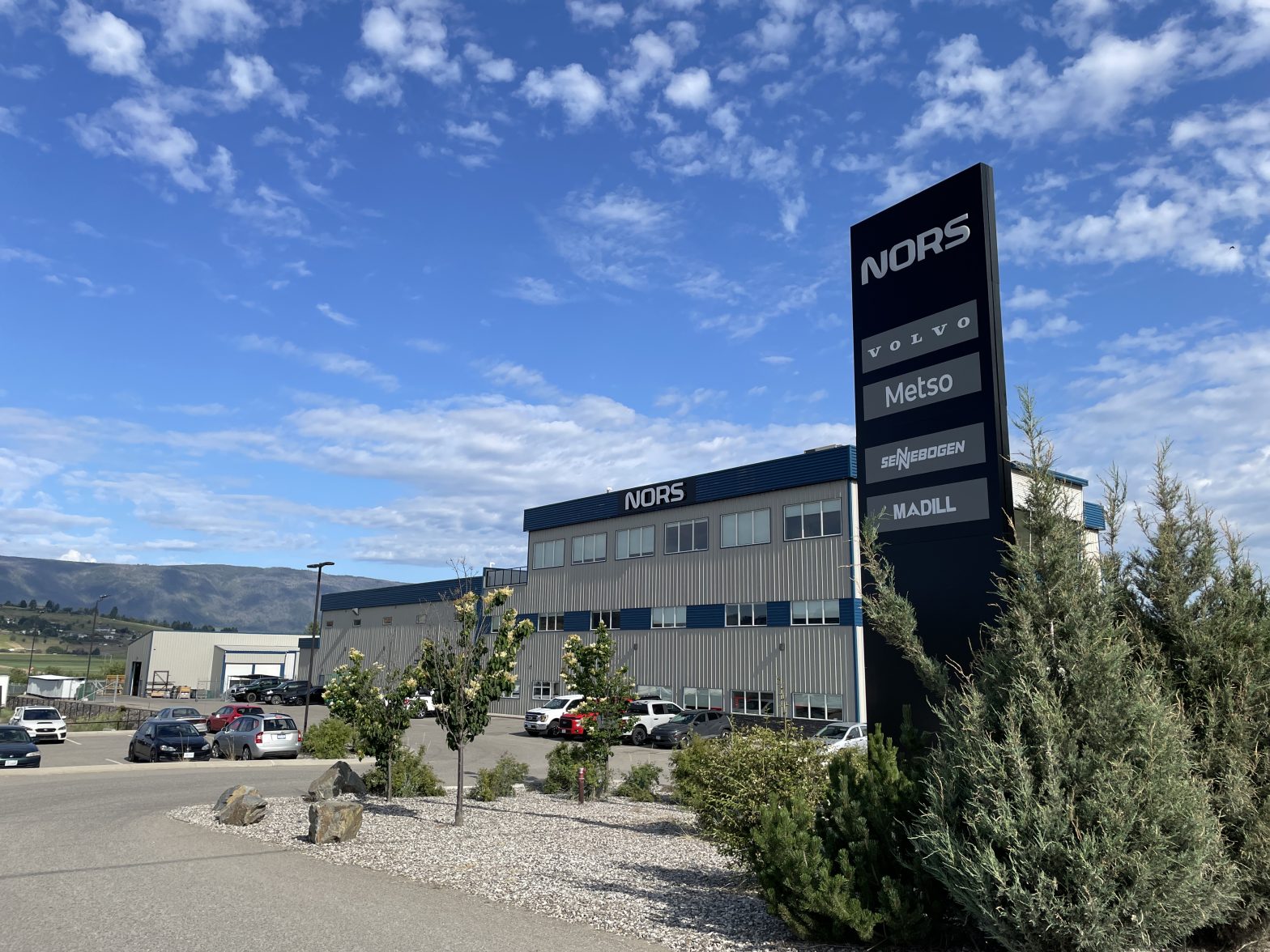 Heavy Equipment Dealer in Vernon